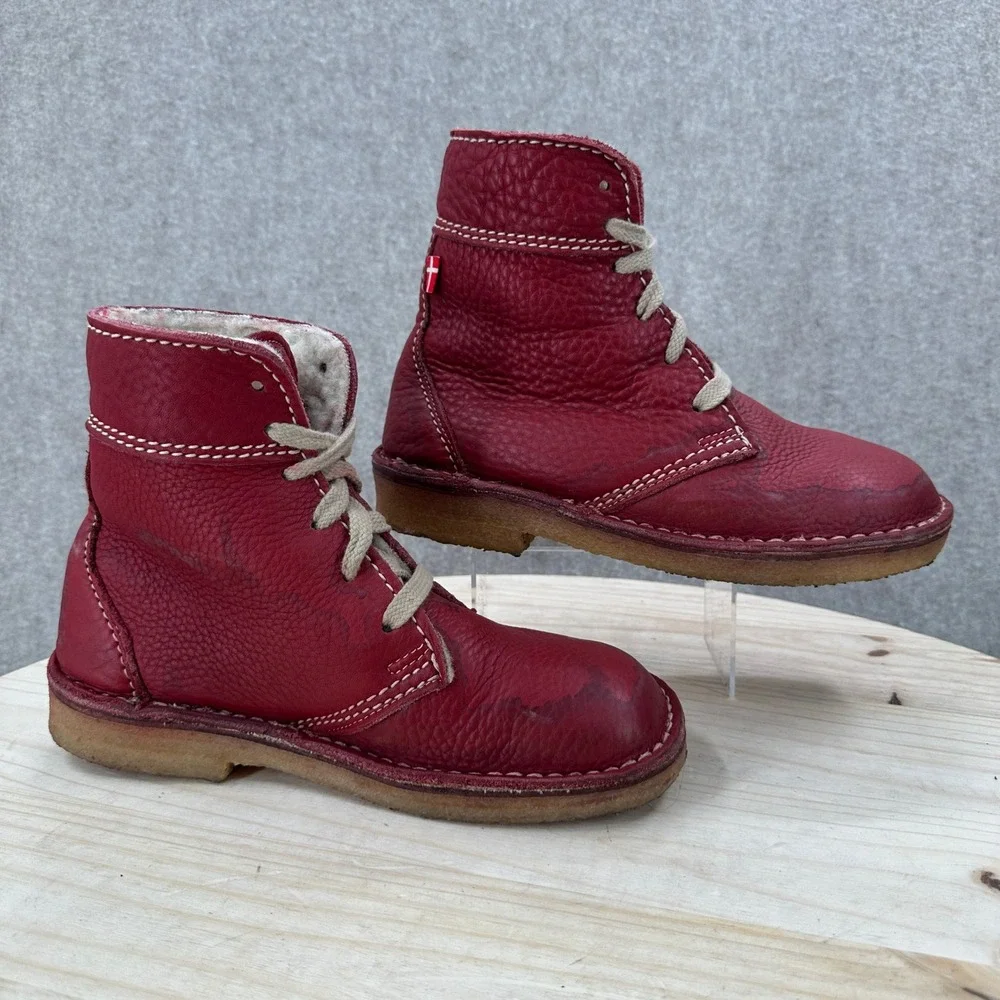 Duckfeet Odense Boots Womens Size 9 Red Leather Wool Lined Crepe Sole Danish 39